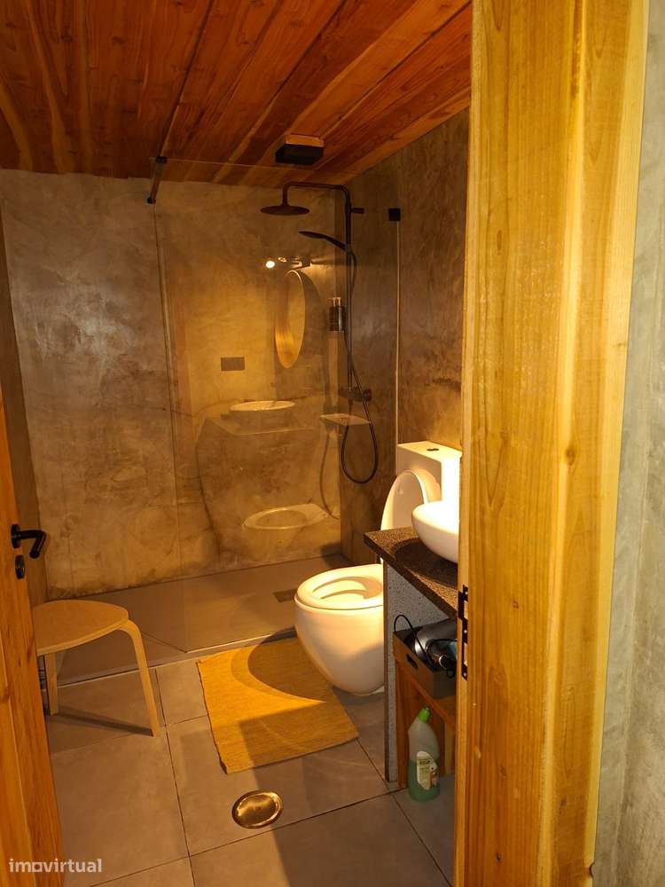 Moradia em S.Roque do Pico com 2 apartamentos de luxo-27