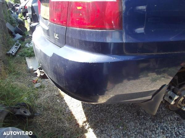 Bara spate Kia Carens spoiler spate kia Carens dezmembrez Carens 2.0 - 3