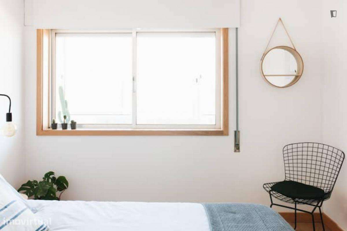 Apartamento com 1 quartos - localizado em Senhora da Hora Porto - Grande imagem: 5/10