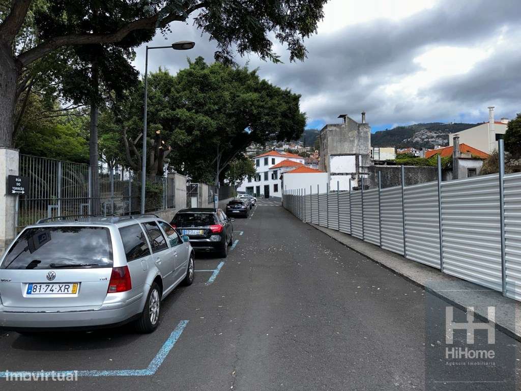 Apartamento T2 no Edificio Hinton, Santa Luzia - Funchal, Madeira-10