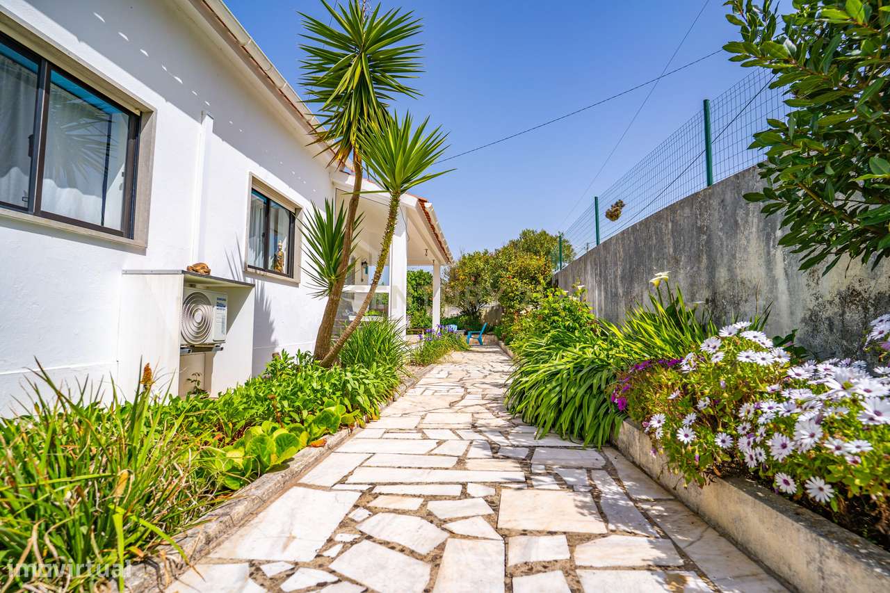 Moradia T3 localizada no Carvalhal, Bombarral-7