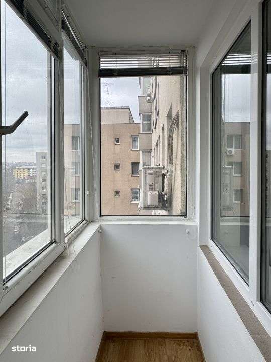 Garsoniera luminoasa | Geam la baie | Metrou  Nicolae Grigorescu - Imagine principală: 5/9