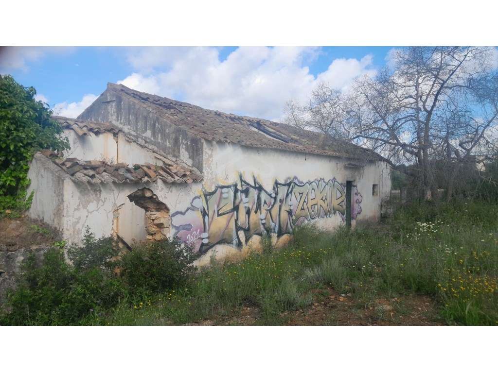 Ruína com 6 divisões em Vale Serves, Albufeira, Algarve - Grande imagem: 5/15