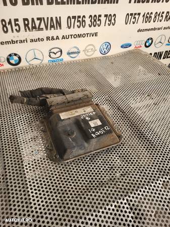 Calculator Motor ECU Opel Zafira B Denso Euro 5  Motor A17DTR Cod 55595618 Dezmembrez Opel Zafira B 1.7 Cdti Euro 5 Motor A17DTR Cutie M32 - 3