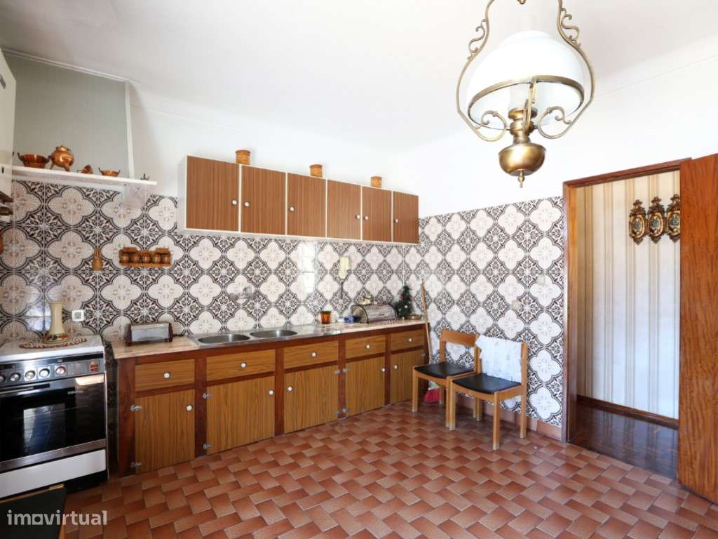 Oportunidade Prime no Centro de Alcobaça Terreno de 2.225 m² com Po...-25