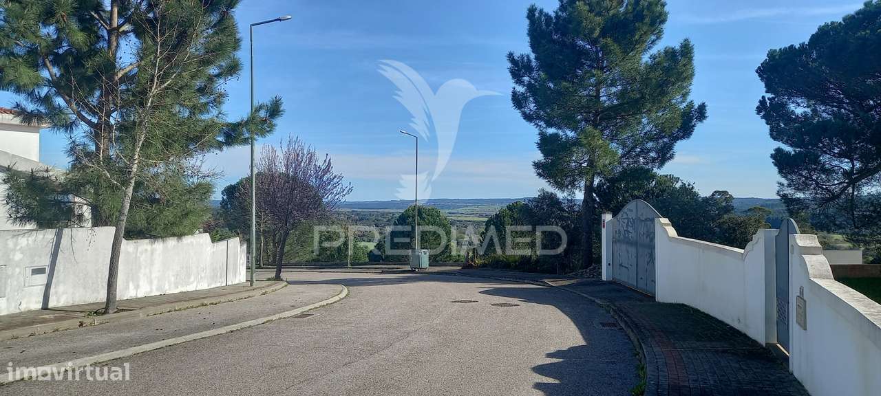 Lote de Moradia - Grande imagem: 2/6