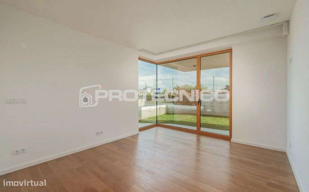 Moradia T4+1 de Luxo – Esgueira - Grande imagem: 1/26