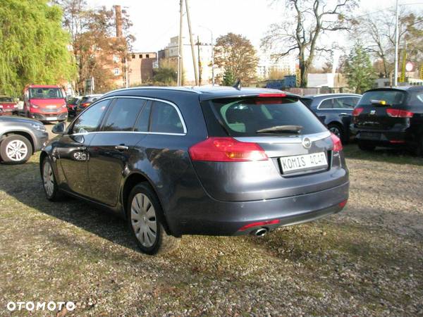 Opel Insignia 2.0 CDTI Sports Tourer - 4