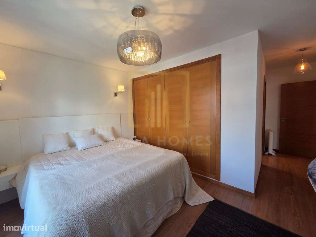 T3 amplo, seminovo, com lugar de estacionamento, em Cerro Ruivo, Po...-19