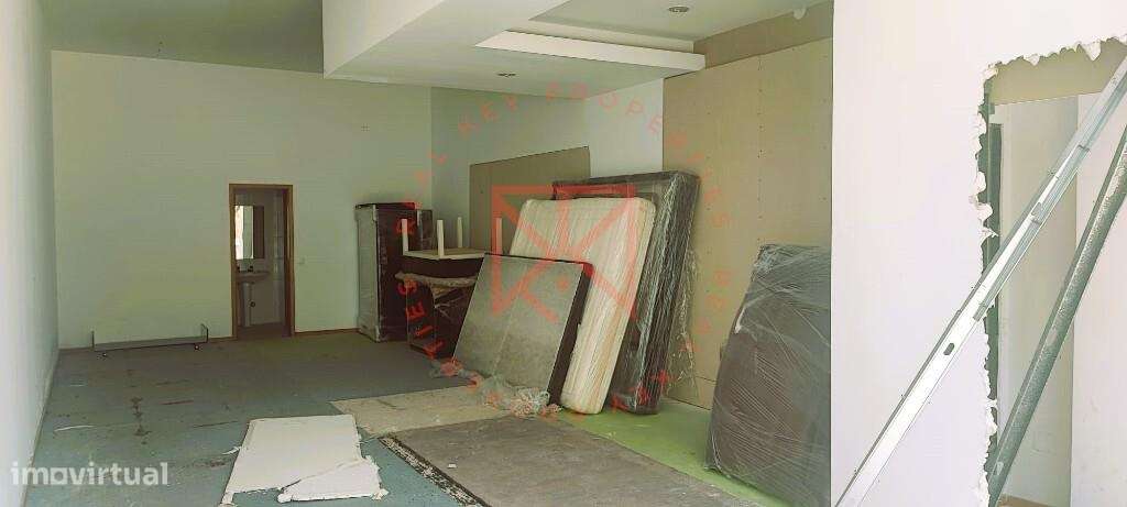 Loja - Maia Centro-14