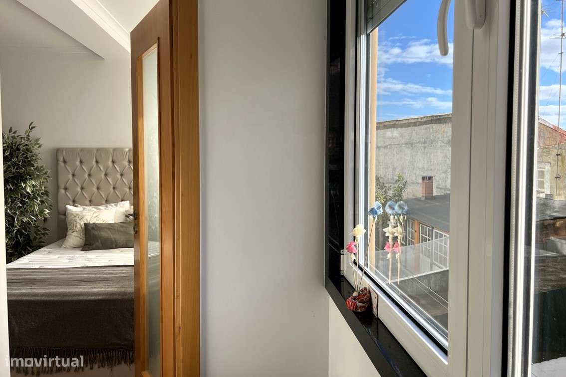 T2  / Renovado em São João da Talha-5