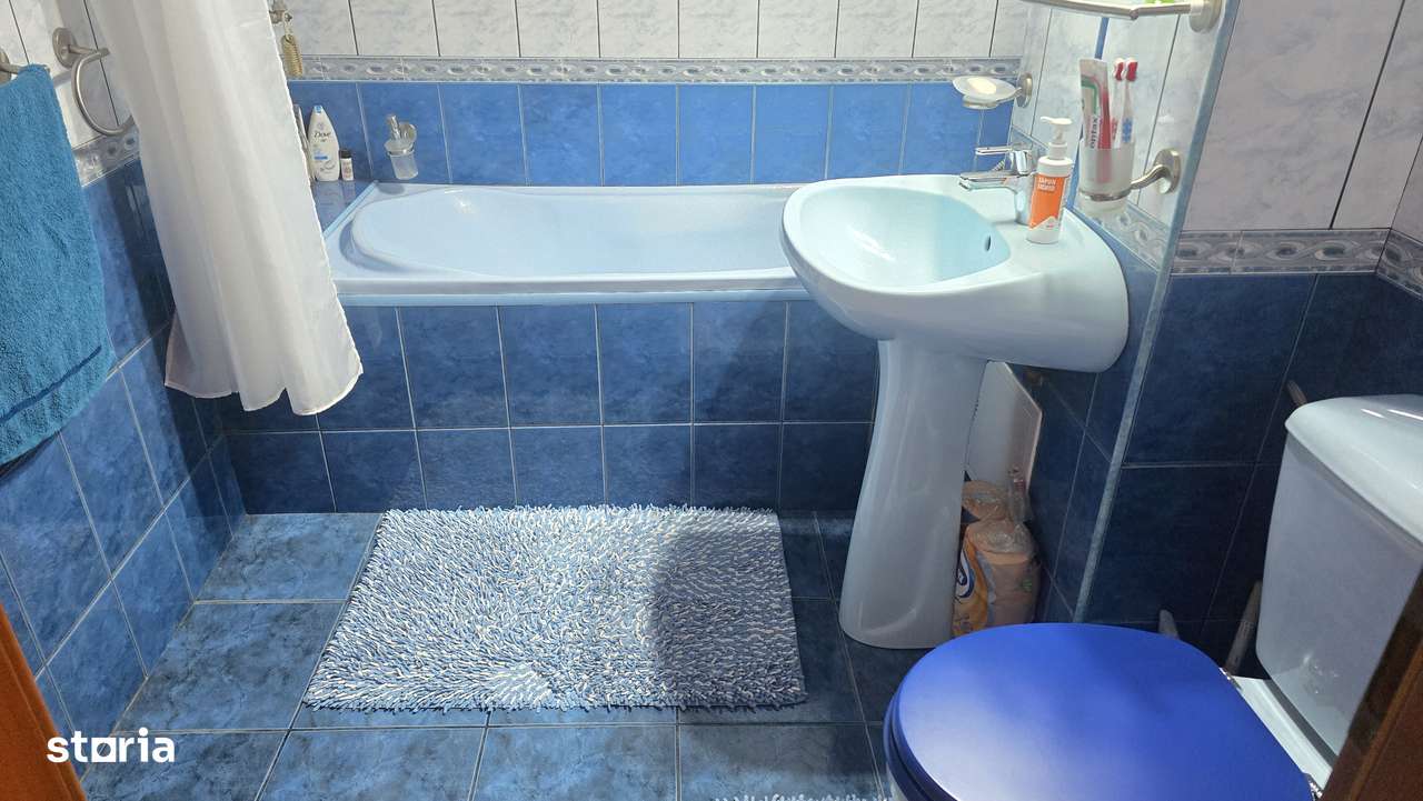 Vand apartament de 3 camere decomandat in Deva, zona Maresal Averescu-6