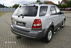 Kia Sorento - 8