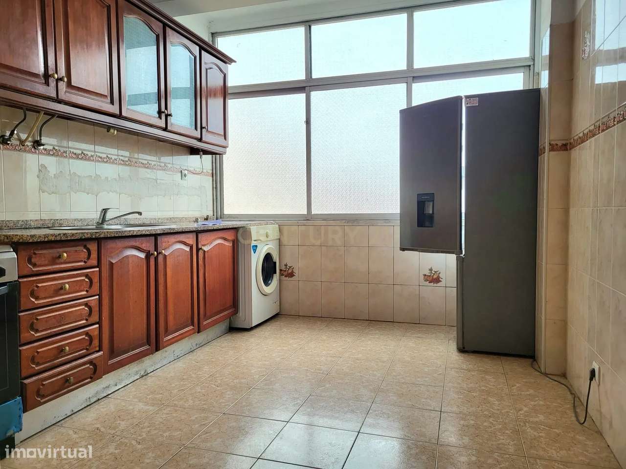 Apartamento T2  - PARA REMODELAÇÃO - Grande imagem: 2/13