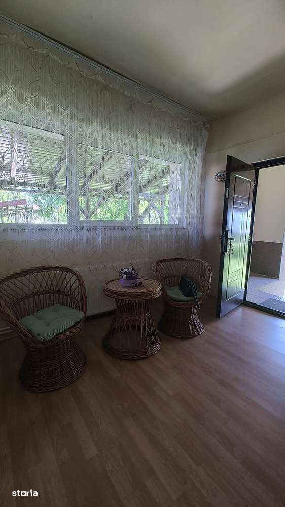 De vanzare casa in Batiz,cu teren generos-11