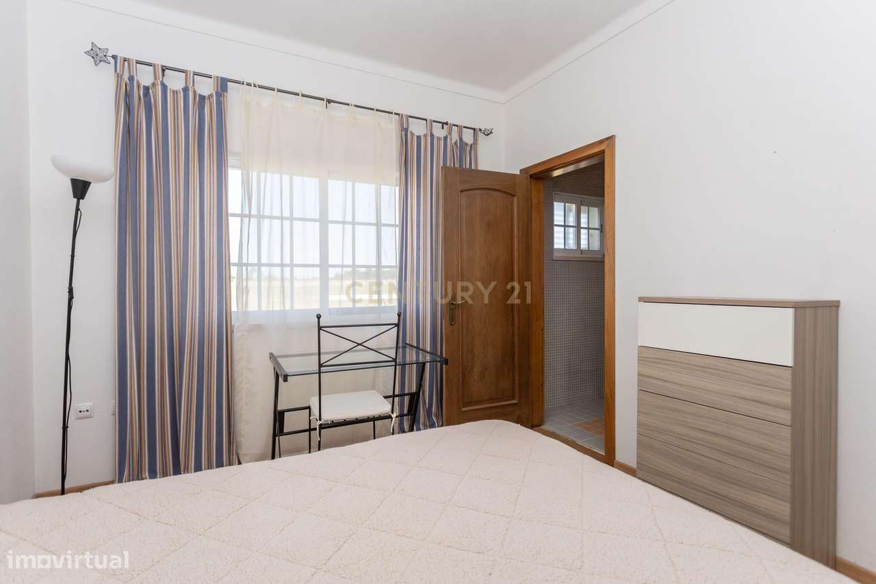 Moradia T5 com Piscina em Poceirão, Palmela-31