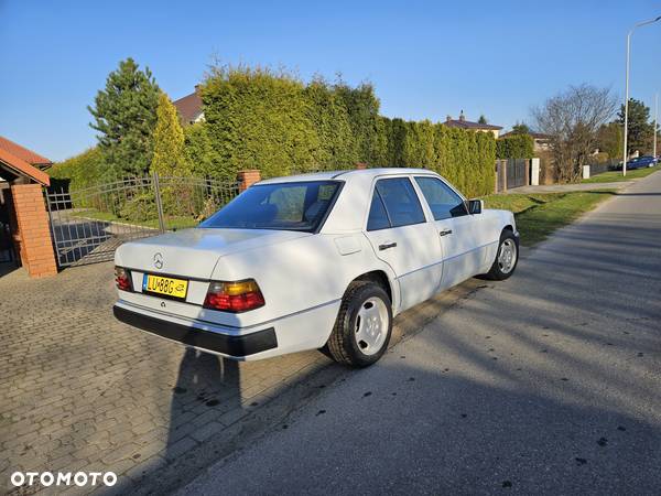 Mercedes-Benz W124 (1984-1993) - 5