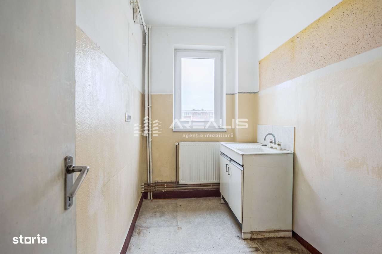 Apartament 3 camere -Zona Vlaicu-3