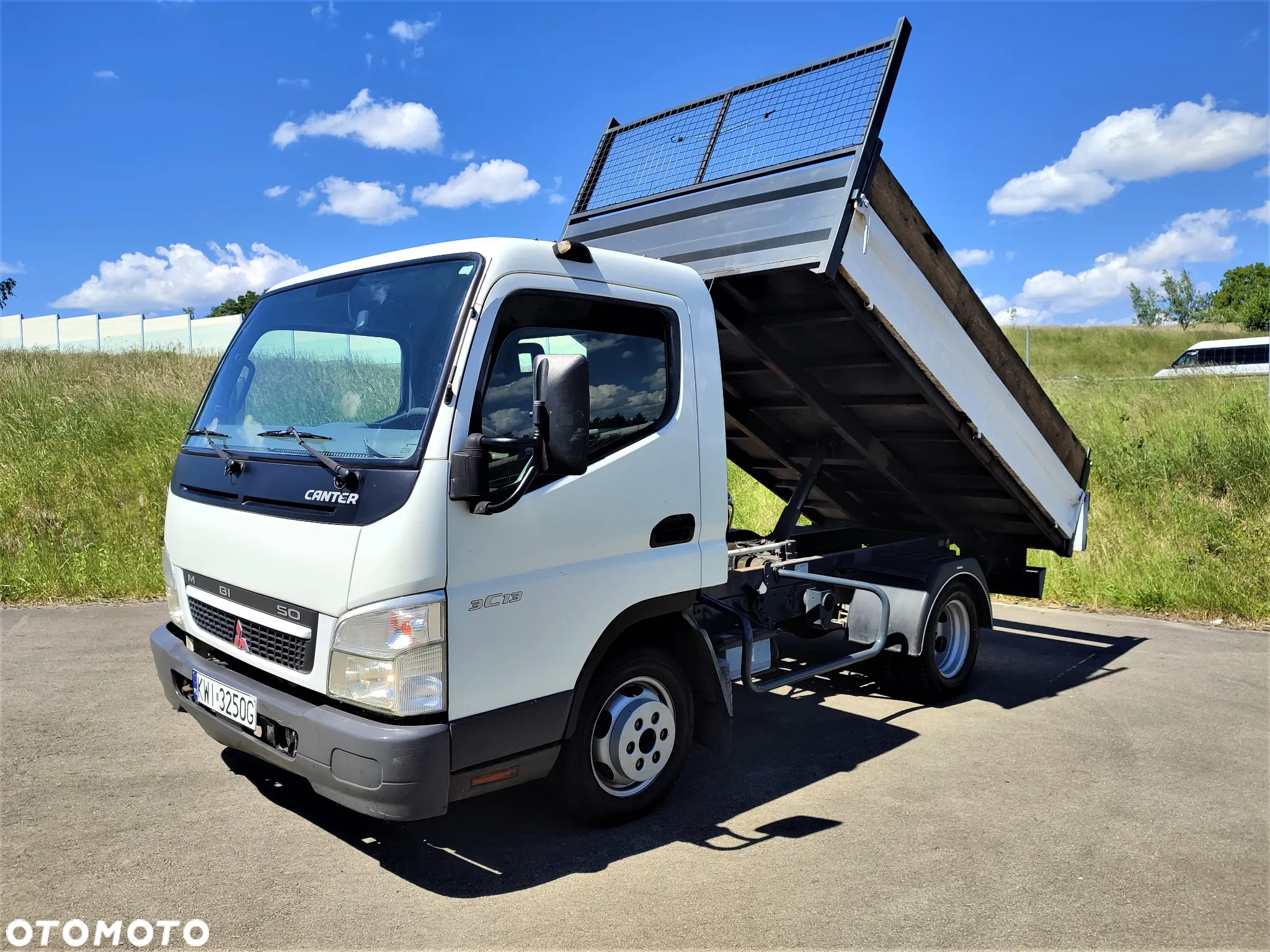 Mitsubishi Fuso Canter - 6