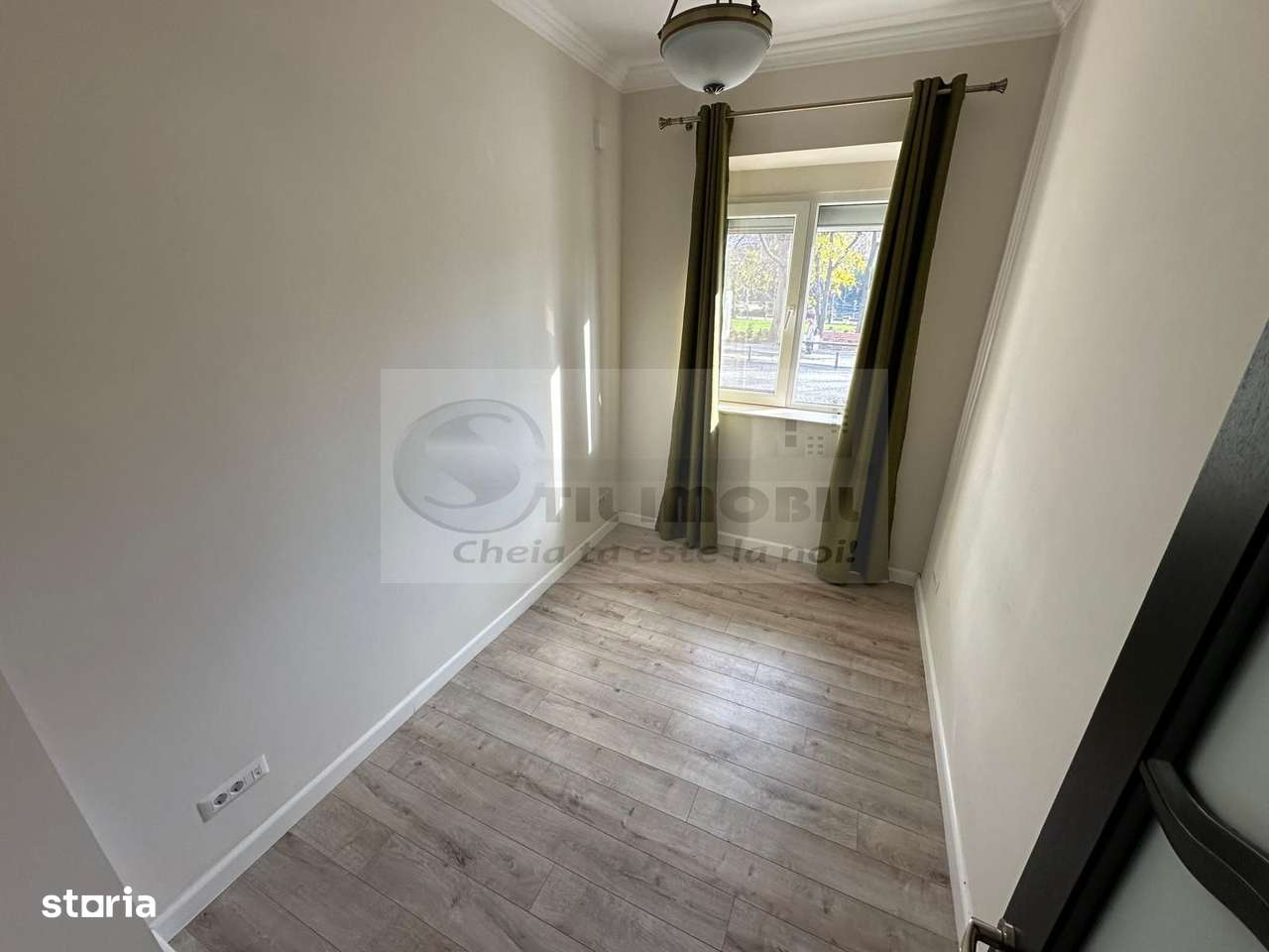 Spațiu premium pentru birouri – ultracentral, 72 mp - 1300 € - Imagine principală: 4/7