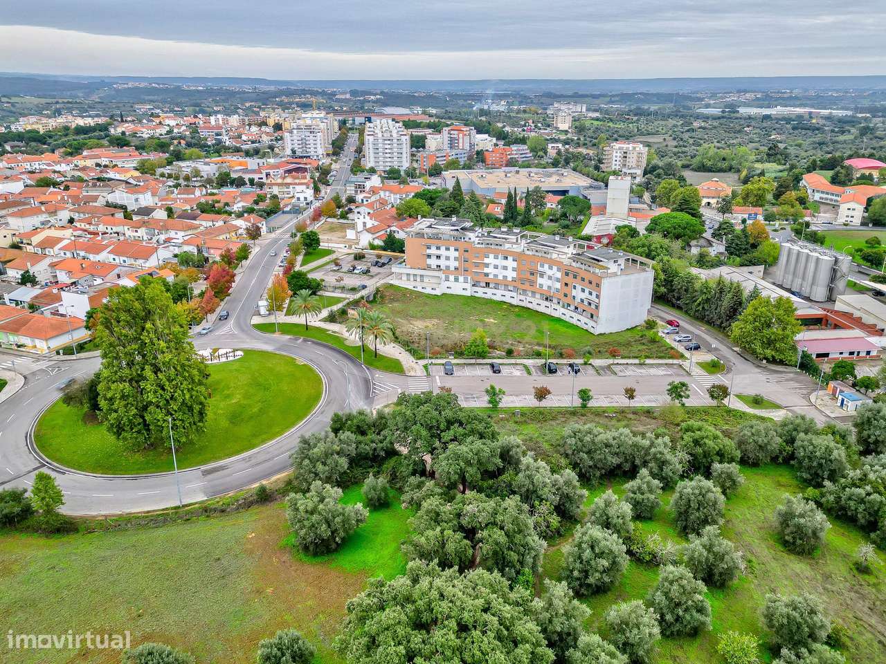 Torres Novas – Terreno para construção de Edifício. - Grande imagem: 2/3