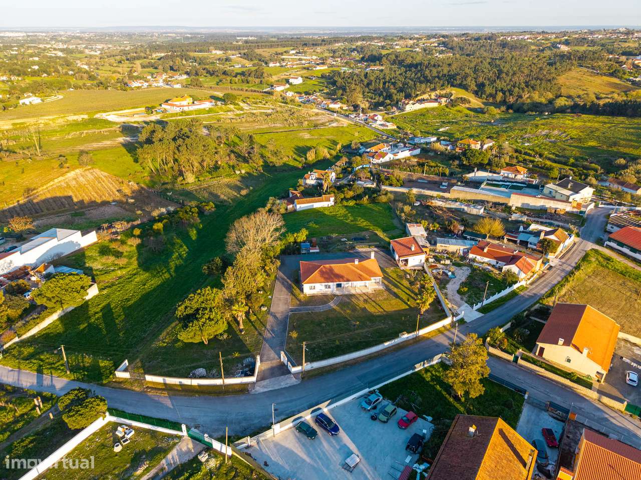 MORADIA T4 TÉRREA + GARAGEM + TERTÚLIA-46