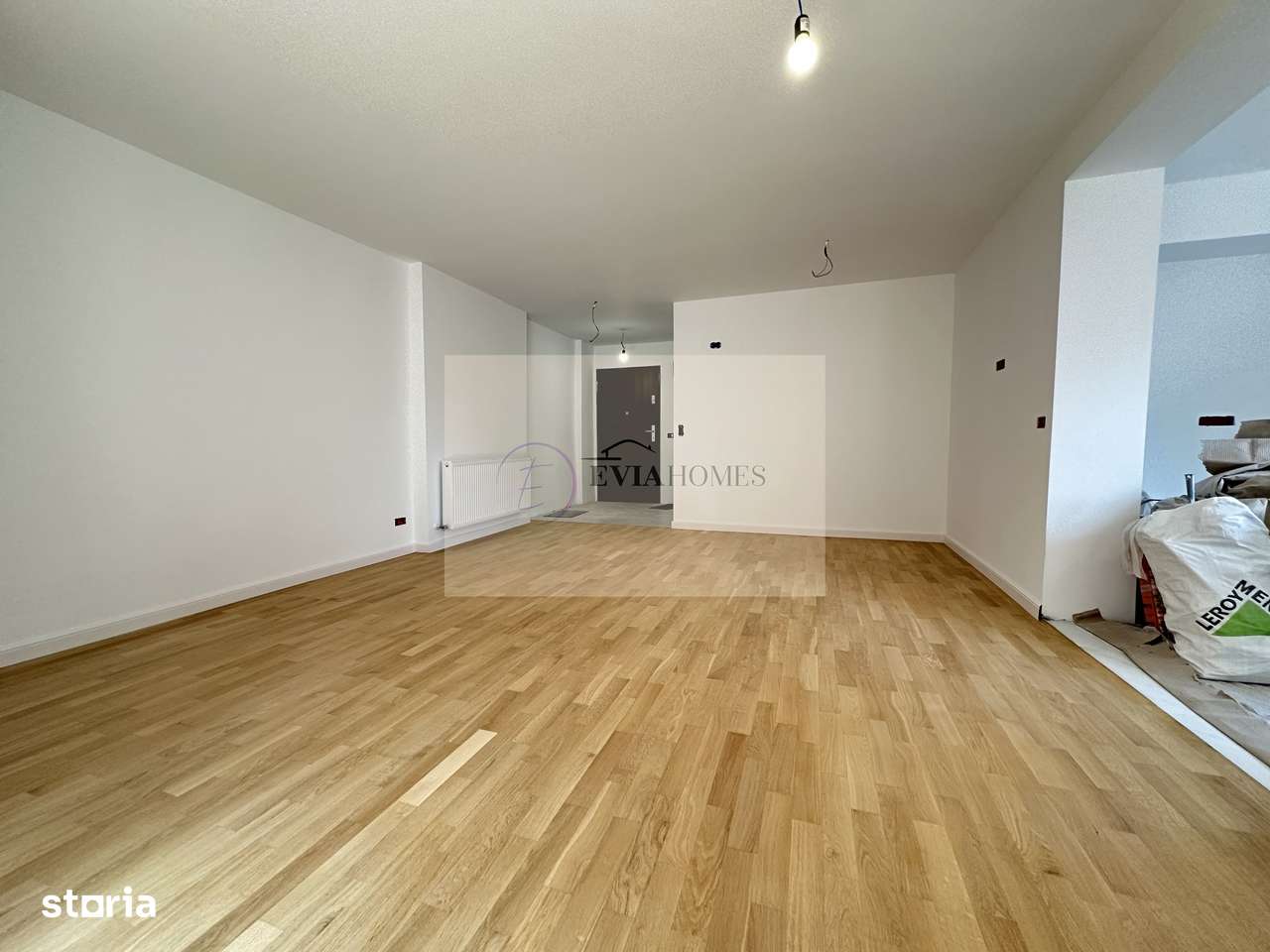 4 camere/ 2 bai / 119 mp/ parcare in curte / zona strazii Bucuresti-1