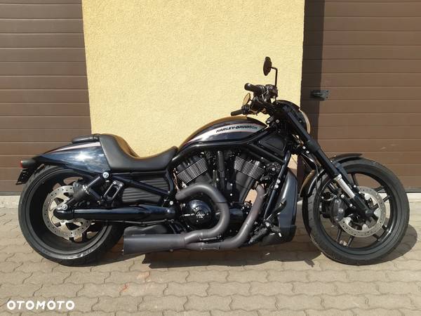 Harley-Davidson V-Rod Night Rod - 1