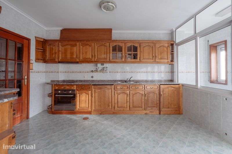 Apartamento T2 + 1  à venda em Santa Maria da Feira - Grande imagem: 4/12