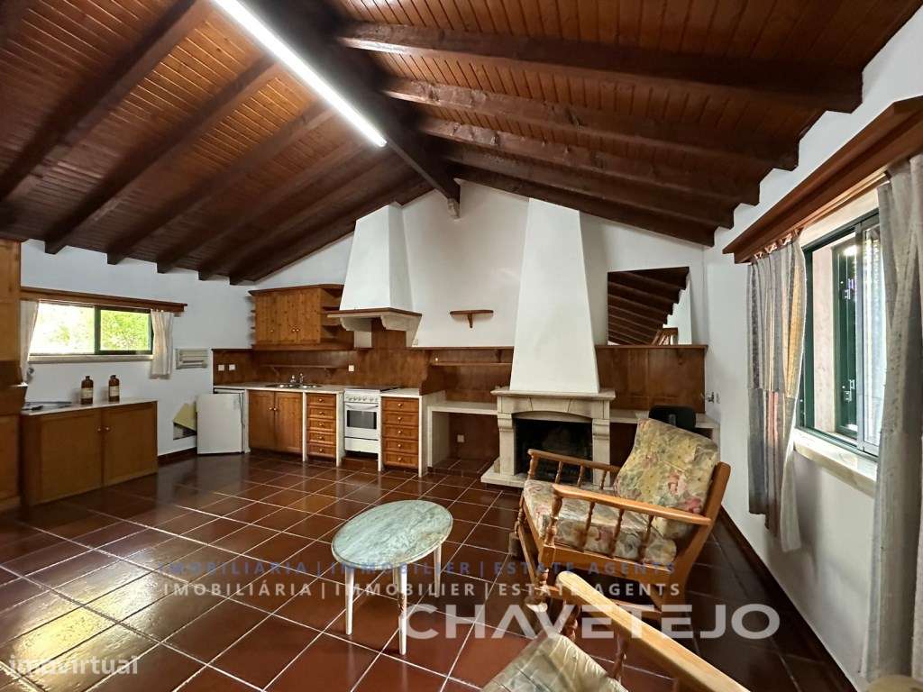 Moradia V2 com garagem e terreno com 16.815 m2 perto da Albufeira d... - Grande imagem: 5/30