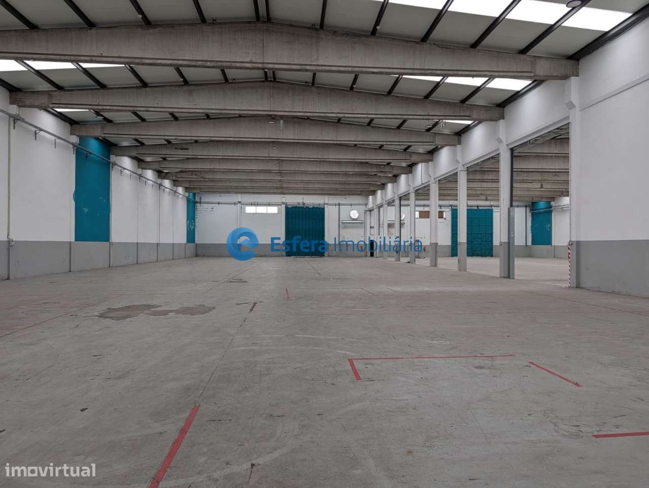 Armazém com escritórios e logradouro - Grande imagem: 3/24