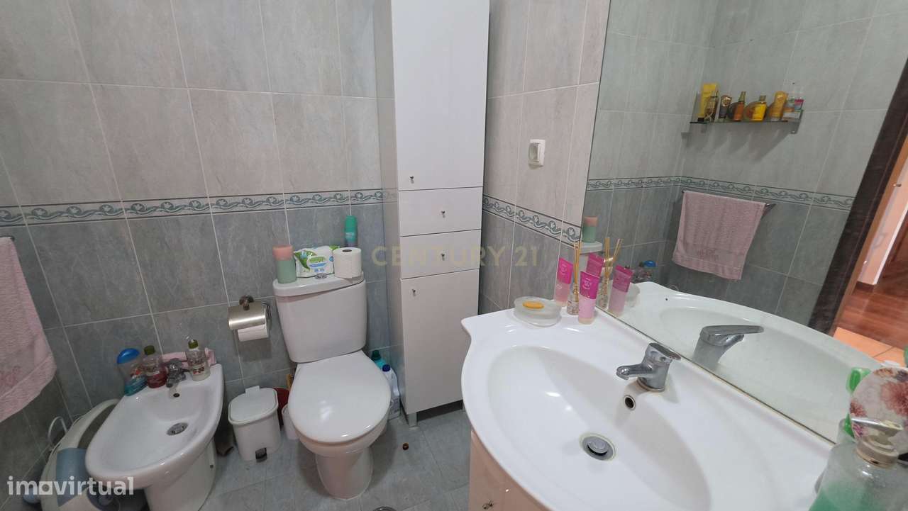 Apartamento Duplex T5 no centro de Palmela-31
