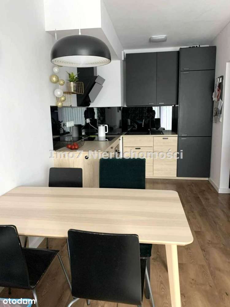 Komfortowe dwa pokoje z dużym tarasem i parkingiem-2