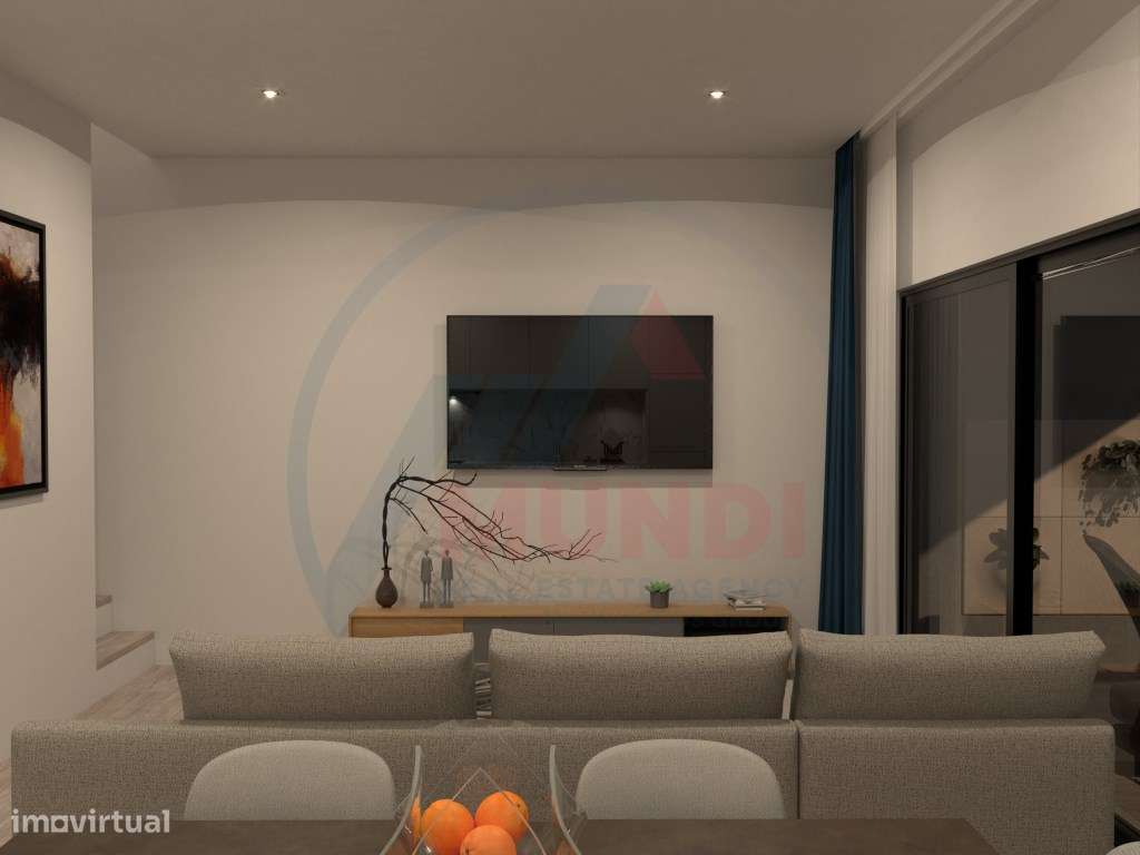 Fantástico T3 Duplex em construção - Grande imagem: 2/22