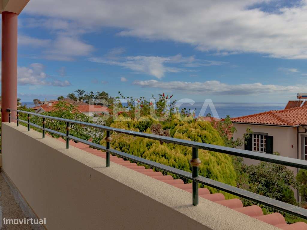 MORADIA T4 COM QUINTAL || URBANIZAÇÃO 'QUINTA DO FAIAL' (FUNCHAL)-49