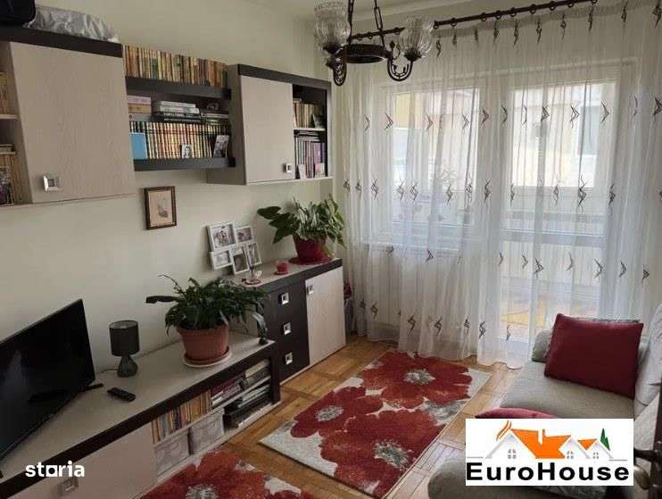 Apartament cu 4 camere de vanzare in Alba Iulia Cetate - Imagine principală: 1/8
