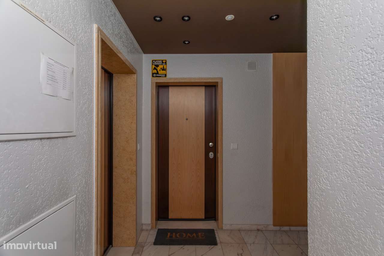 Apartamento T3 em Condomínio Privado – Abrunheira-29