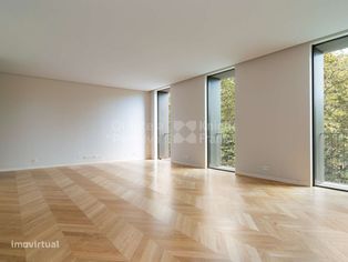 Apartamento T2 para arrendamento na Av. da Liberdade em Lisboa - Grande imagem: 2/24