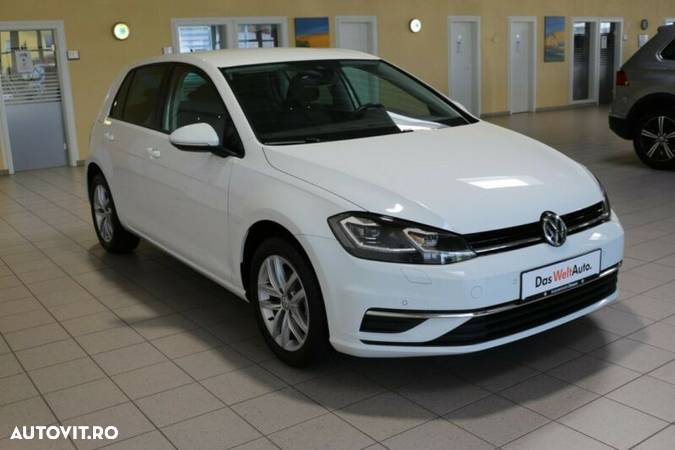 Volkswagen Golf 1.0 TSI DSG - 1