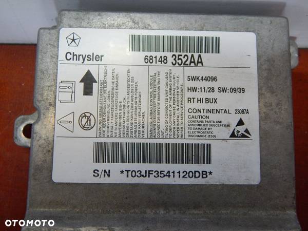 sensor + czujniki Chrysler Voyager Dodge V lancia 08-15 68148352AA town - 3