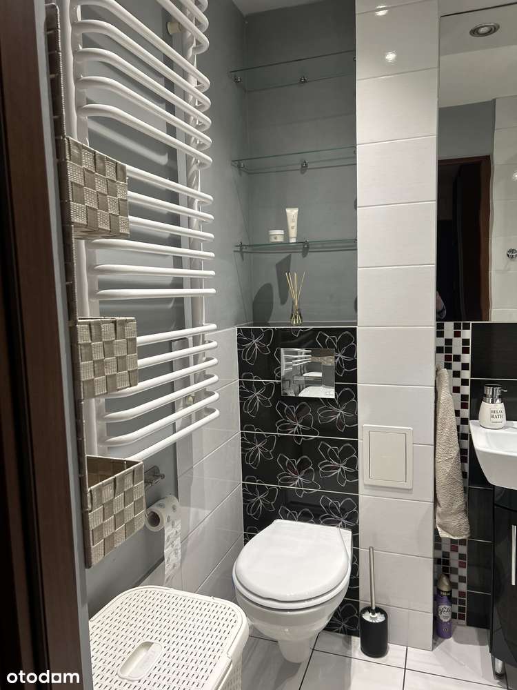 Na sprzedaż 3 pokojowe mieszkanie w centrum miasta Jasła.-5