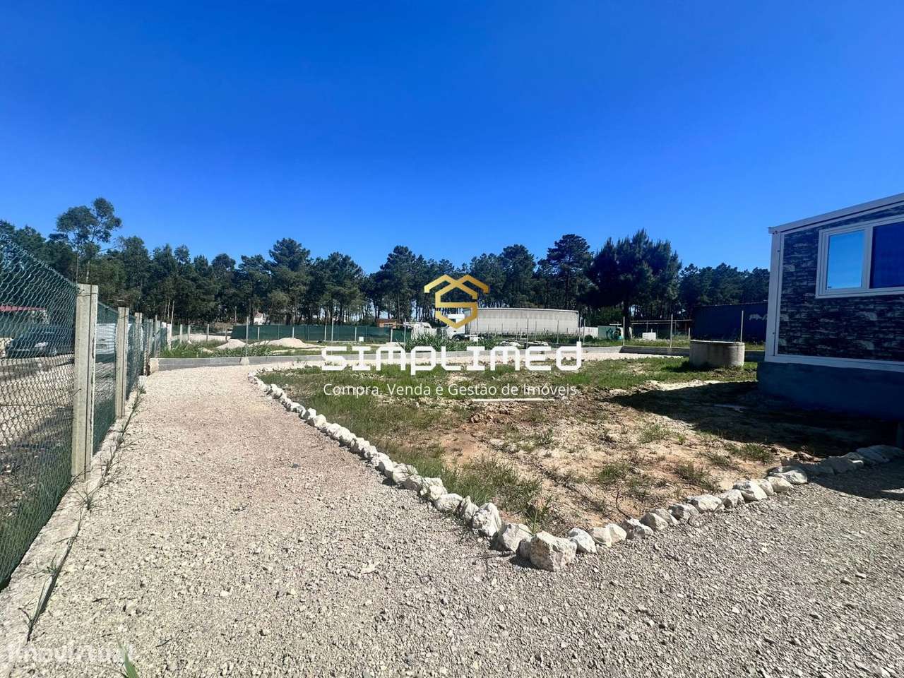 Oportunidade em Fernão Ferro – Casa Expansível com Terreno (CF)-13