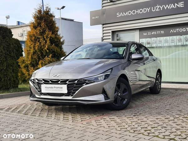 Hyundai Elantra 1.6 Smart CVT - 16