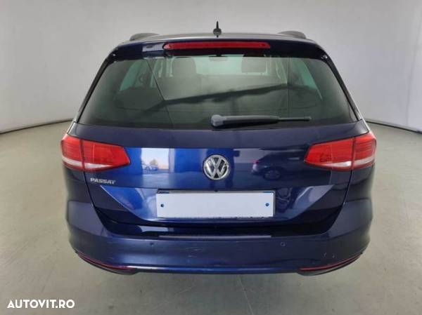 Volkswagen Passat Variant 2.0 TDI (BlueMotion Technology) Comfortline - 5