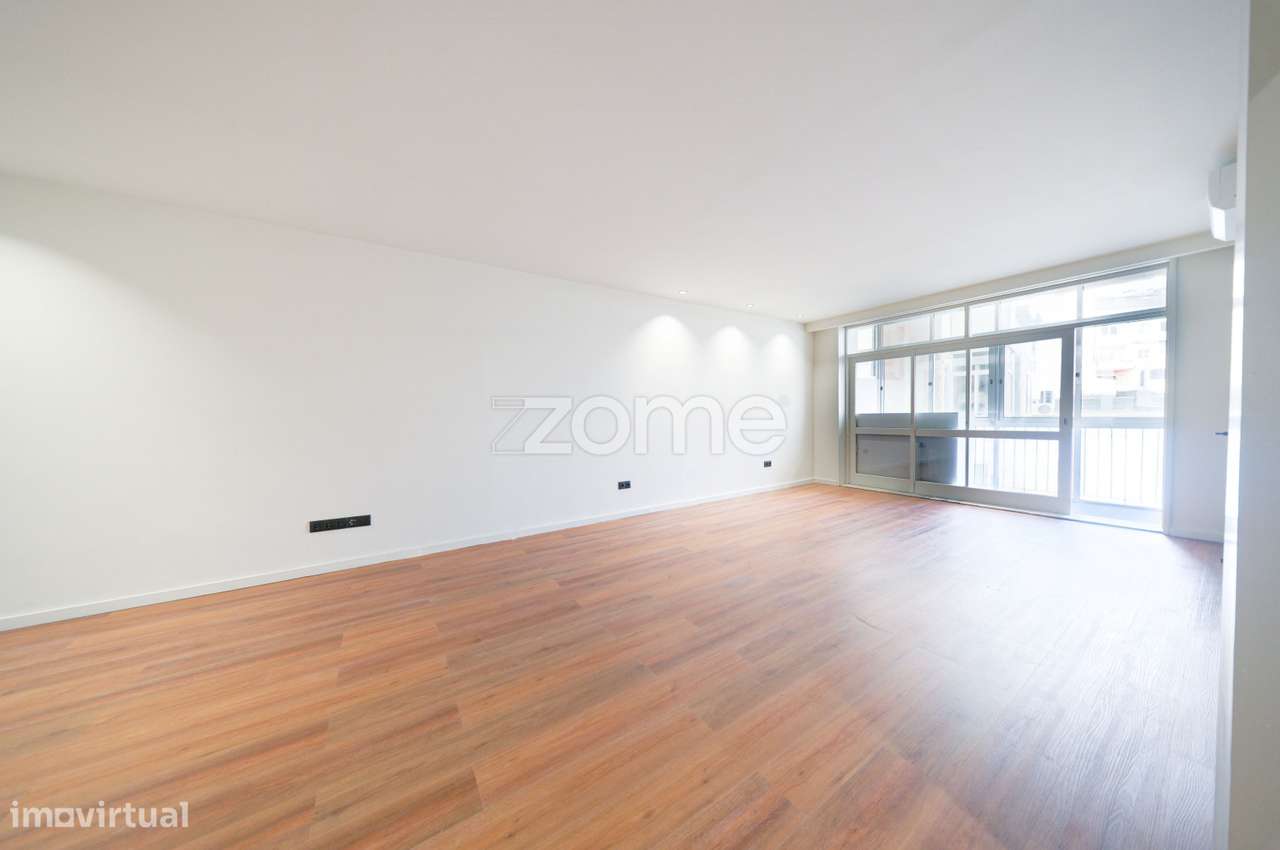 Apartamento T3 - Rotunda da Boavista - Grande imagem: 2/15