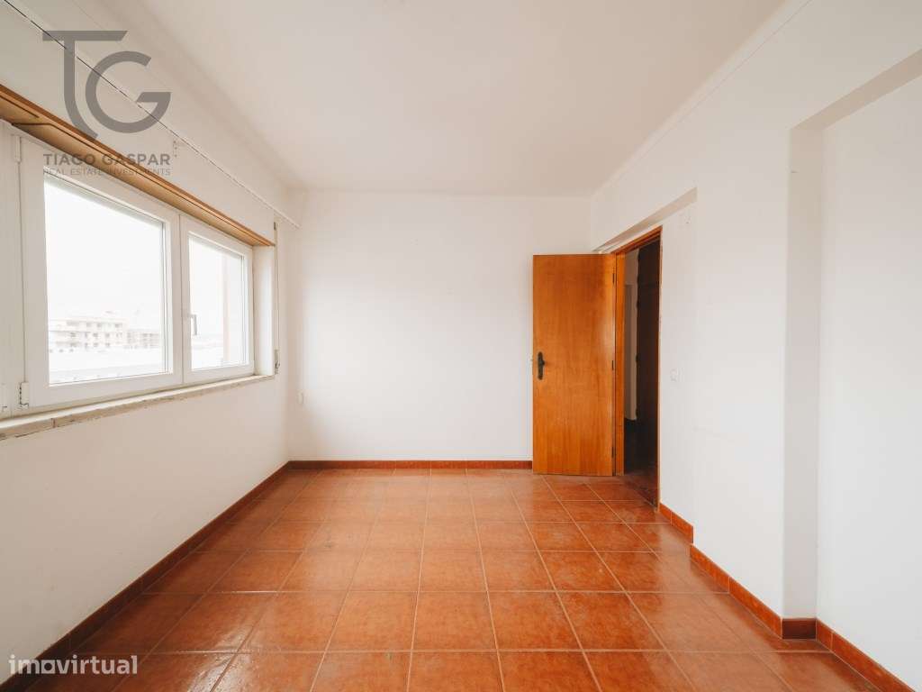 Apartamento T3 com 2 WC nas Caldas da Rainha-15