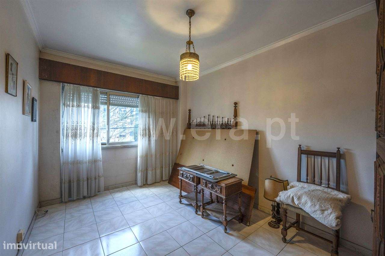 Apartamento T2; Laranjeiro-12