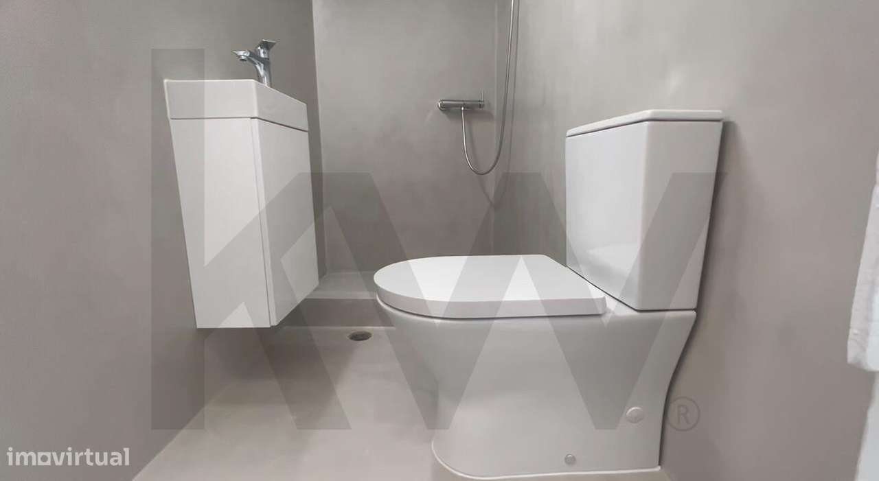 Baixa de Lisboa | T2 renovado a 2 min do metro do Rossio - Grande imagem: 5/16