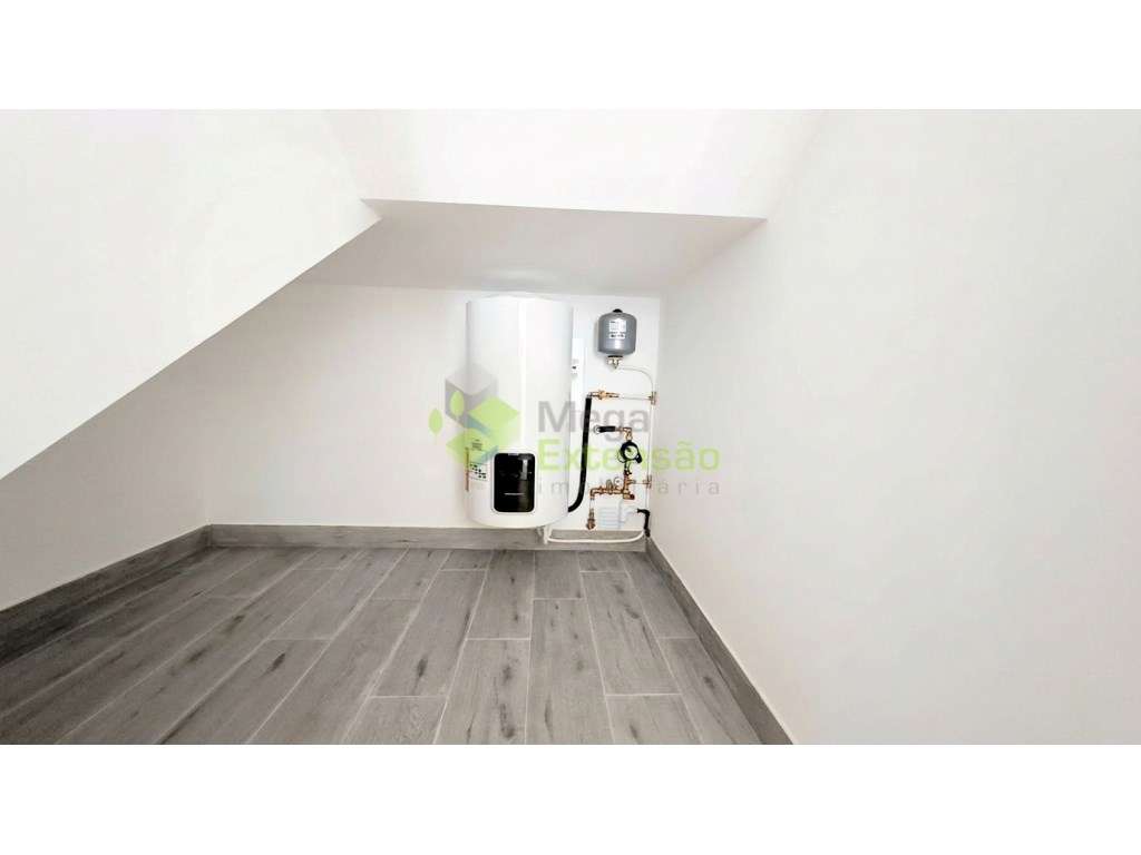 Apartamento T2, Novo, a estrear | Moderno | Centro de Torres Vedras-16