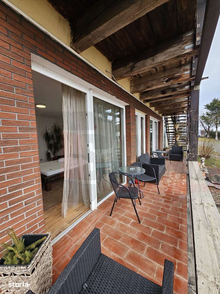 Pensiune + 2 Case, Piscina, Iaz, Garaj, Curte 3.200 mp, panouri |VIDEO - Imagine principală: 4/20